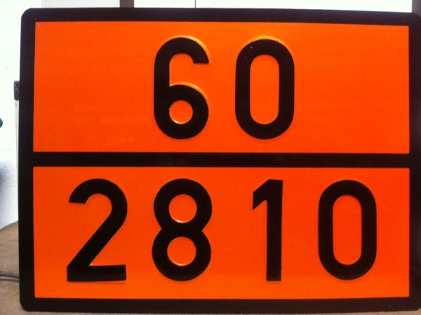panneau orange ADR avec numéros emboutis